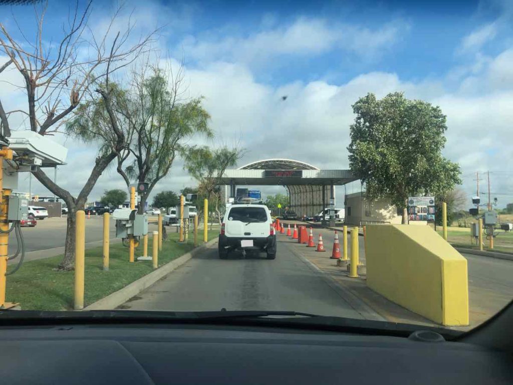 Crossing The Border To Mexico Eagle Pass A Tiny Trip